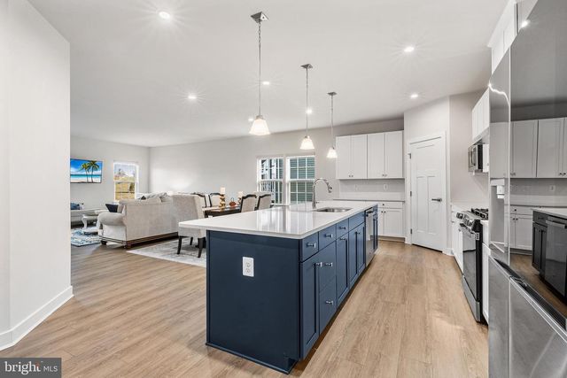 223 LETITIA MANOR DR, West Grove, PA 19390