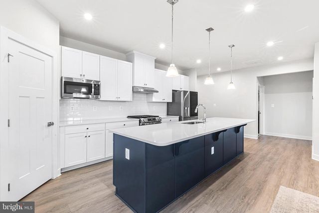 223 LETITIA MANOR DR, West Grove, PA 19390