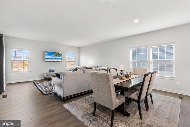 223 LETITIA MANOR DR, West Grove, PA 19390