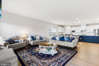 223 LETITIA MANOR DR, West Grove, PA 19390