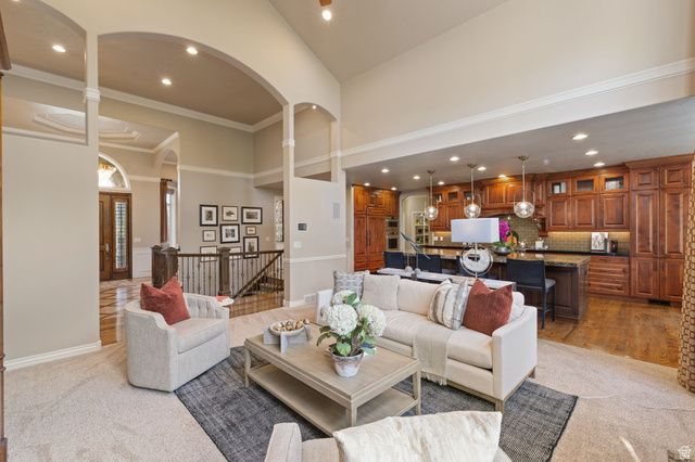 2312 W GALLANT FOX CT, South Jordan, UT 84095