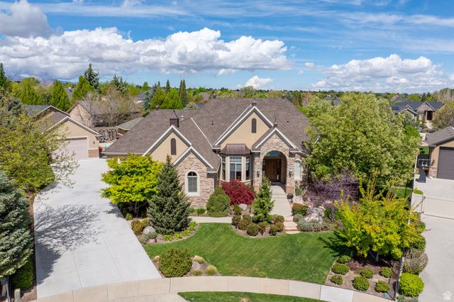 2312 W GALLANT FOX CT, South Jordan, UT 84095