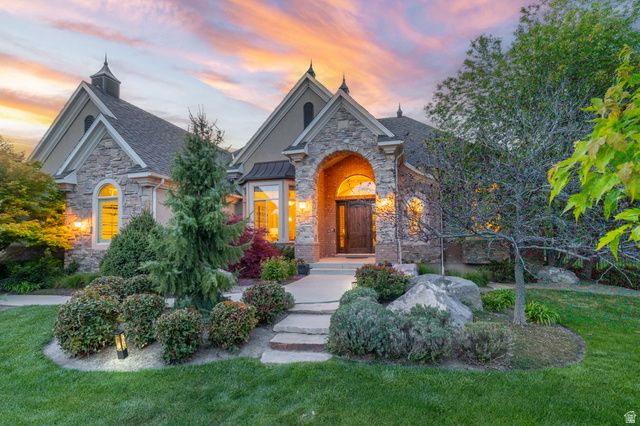 2312 W GALLANT FOX CT, South Jordan, UT 84095