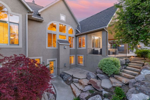 2312 W GALLANT FOX CT, South Jordan, UT 84095
