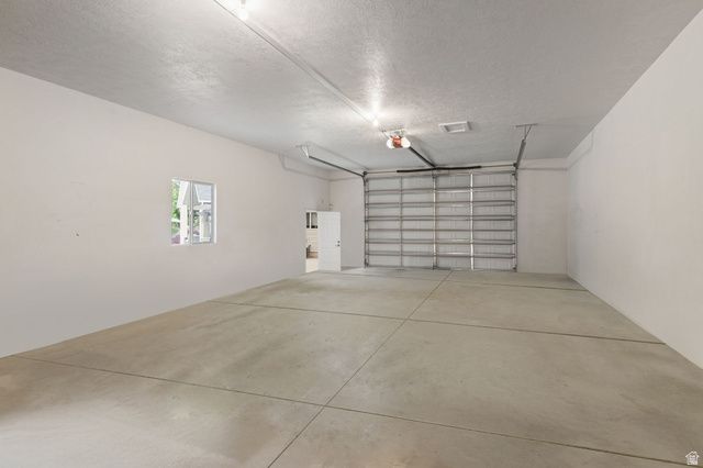2312 W GALLANT FOX CT, South Jordan, UT 84095
