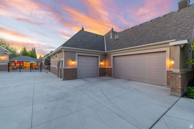 2312 W GALLANT FOX CT, South Jordan, UT 84095