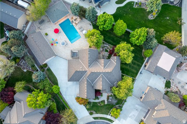 2312 W GALLANT FOX CT, South Jordan, UT 84095