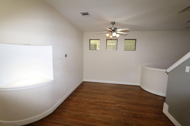 1046 W 25th Street, Houston, TX 77008
