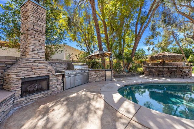 74075 Covered Wagon Trail, Palm Desert, CA 92260