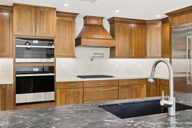 74075 Covered Wagon Trail, Palm Desert, CA 92260