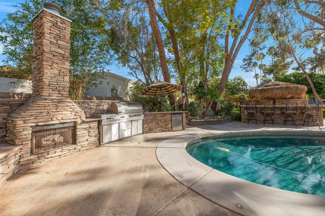74075 Covered Wagon Trail, Palm Desert, CA 92260