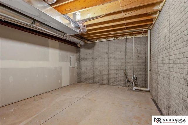 10312 Sherman Street, Papillion, NE 68046