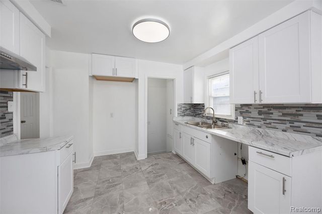 19286 Northrop Street, Detroit, MI 48219