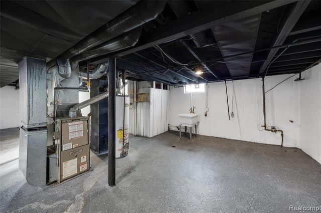 19286 Northrop Street, Detroit, MI 48219