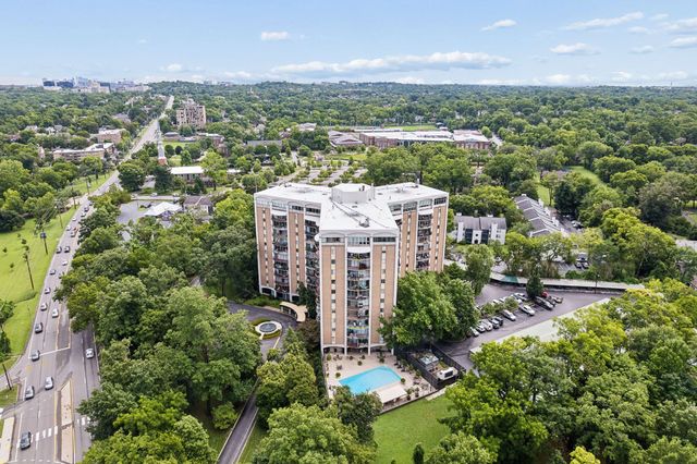 4215 Harding Pike Apt 704, Nashville, TN 37205