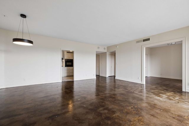 4215 Harding Pike Apt 704, Nashville, TN 37205