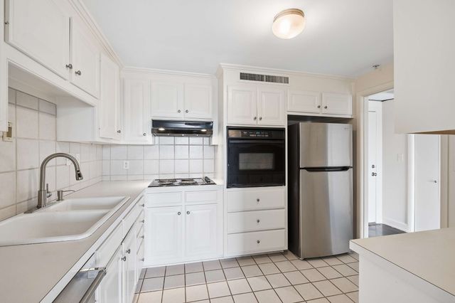 4215 Harding Pike Apt 704, Nashville, TN 37205