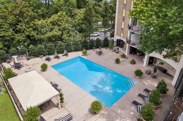 4215 Harding Pike Apt 704, Nashville, TN 37205