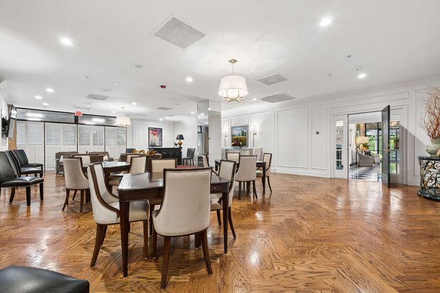 4215 Harding Pike Apt 704, Nashville, TN 37205