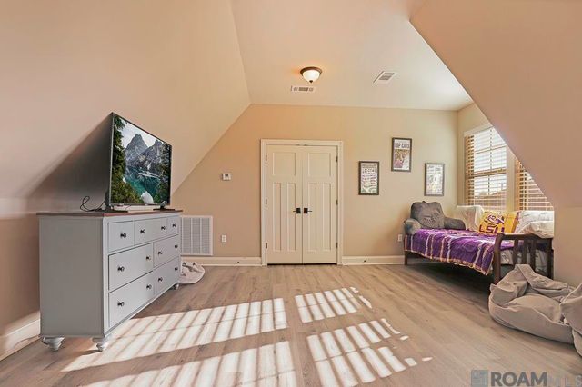 11090 Toria Ln, St Amant, LA 70774