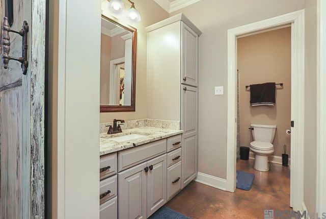 11090 Toria Ln, St Amant, LA 70774