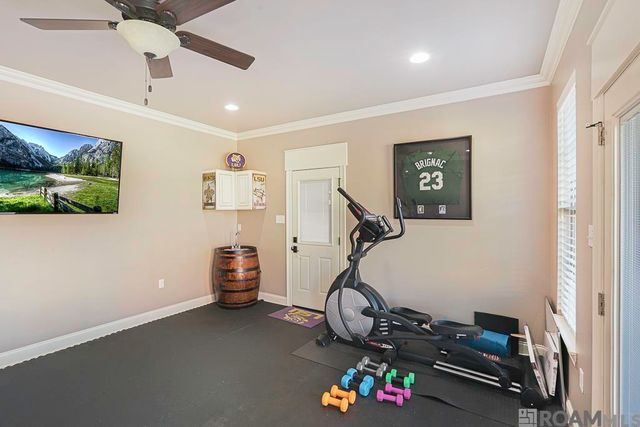 11090 Toria Ln, St Amant, LA 70774