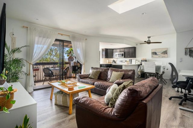 440 Citracado Pkwy 14, Escondido, CA 92025