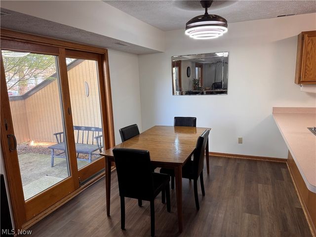 1424 Loop Road, Kent, OH 44240