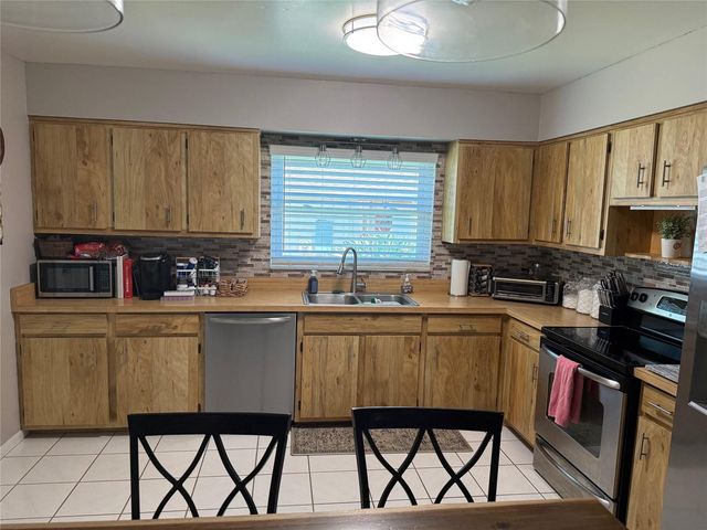 146 MAYFAIR COURT, Sanford, FL 32771