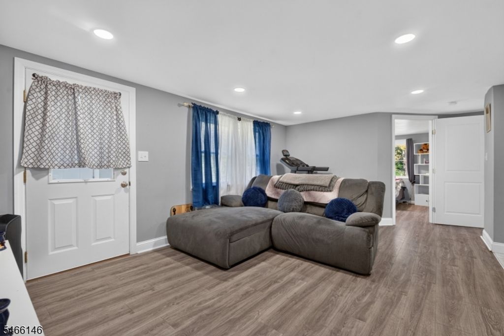 51 Cork Hill Rd, Franklin Boro, NJ 07416 — photo 2