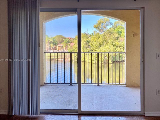 4171 San Marino Blvd 208, West Palm Beach, FL 33409