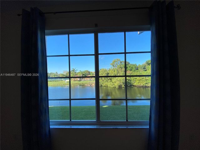 4171 San Marino Blvd 208, West Palm Beach, FL 33409