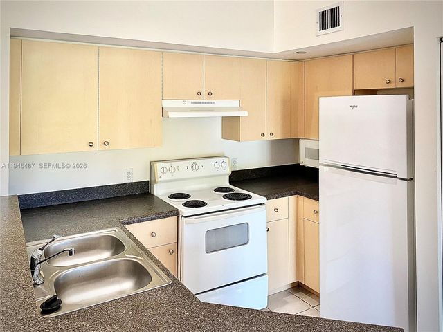 4171 San Marino Blvd 208, West Palm Beach, FL 33409