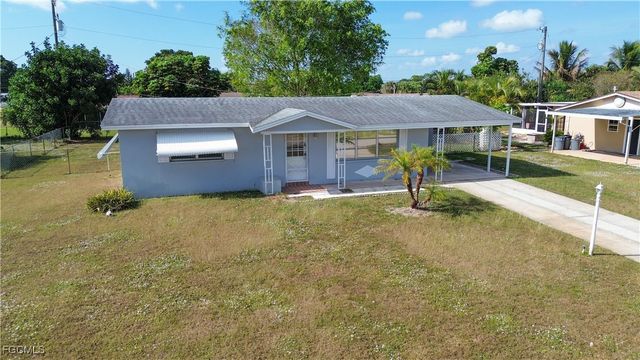 348 Crestwood AVE, Lehigh Acres, FL 33936