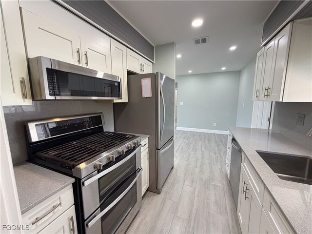 348 Crestwood AVE, Lehigh Acres, FL 33936