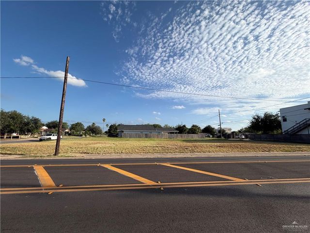 800 S 15th Street, Mcallen, TX 78501