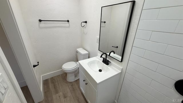 10811 Abby Lane, Hanford, CA 93230