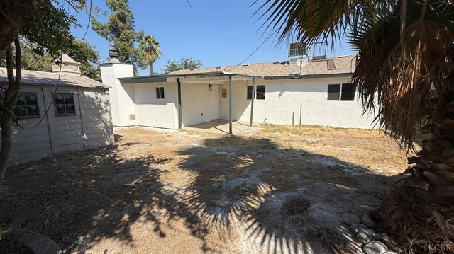 10811 Abby Lane, Hanford, CA 93230