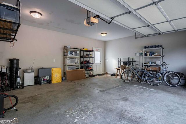 3790 Greenleffe Drive, Statham, GA 30666