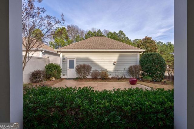 3790 Greenleffe Drive, Statham, GA 30666