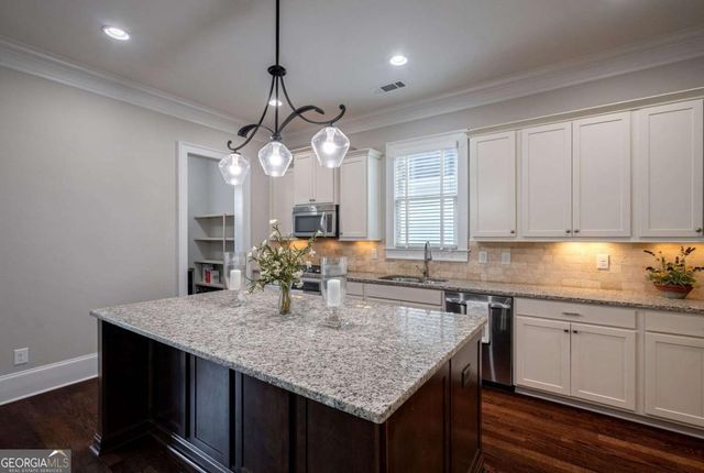 3790 Greenleffe Drive, Statham, GA 30666