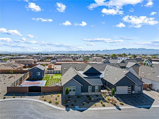 8840 Harvest Sunset Street, Las Vegas, NV 89113