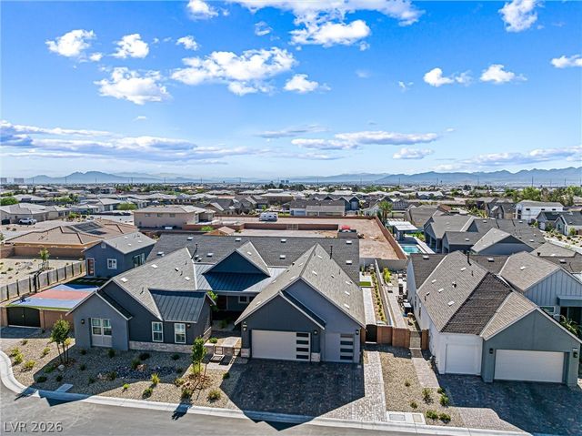 8840 Harvest Sunset Street, Las Vegas, NV 89113
