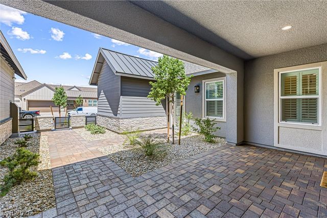 8840 Harvest Sunset Street, Las Vegas, NV 89113
