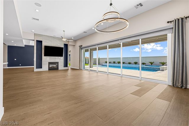 8840 Harvest Sunset Street, Las Vegas, NV 89113