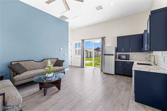 8840 Harvest Sunset Street, Las Vegas, NV 89113