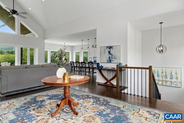 61 HILLSIDE LN, Afton, VA 22920