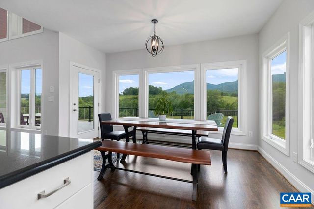 61 HILLSIDE LN, Afton, VA 22920