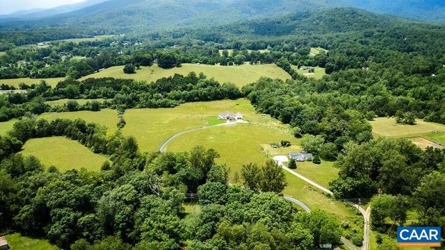 61 HILLSIDE LN, Afton, VA 22920