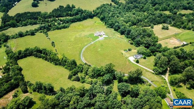 61 HILLSIDE LN, Afton, VA 22920